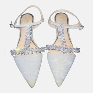 Jewel Badgley Mischka Rae Pointed Toes T-strap Silver Glitter Sparkle Flats Sz 8